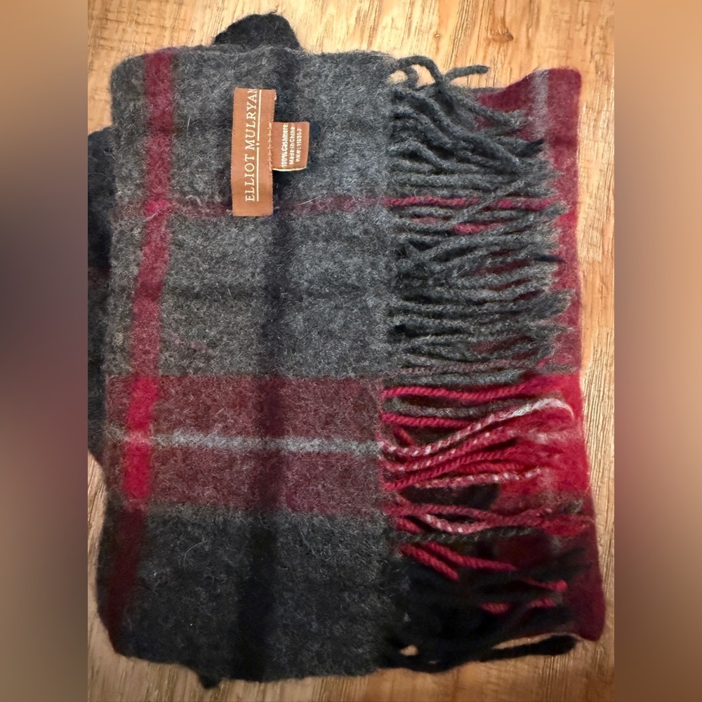 Elliot Mulryan Plaid Wool Scarf 9” Wide 100% Cashmere Plaid Tartan Fisherman